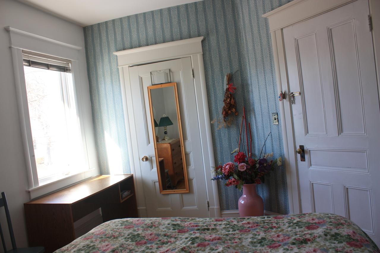 Downtown Bed & Breakfast Moncton Exterior foto